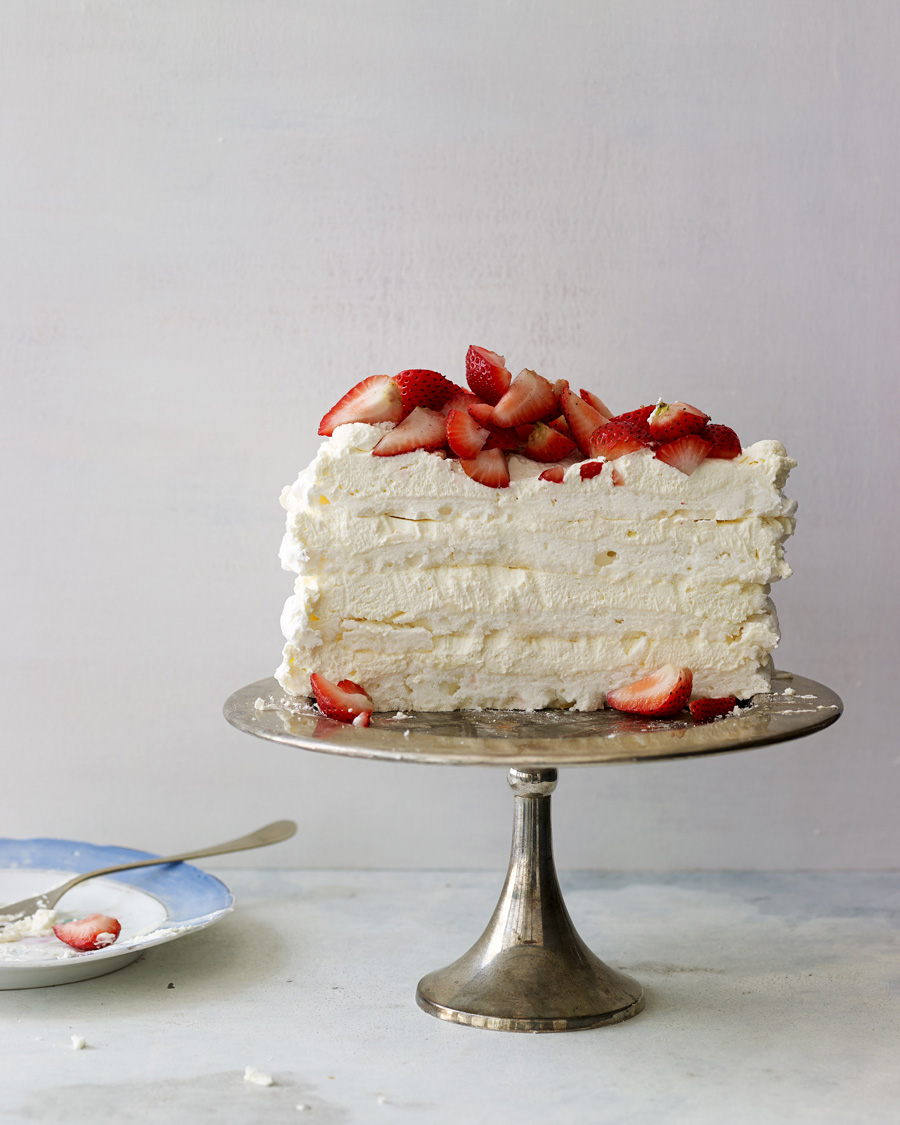 Dessert_Meringue_Cake_92173